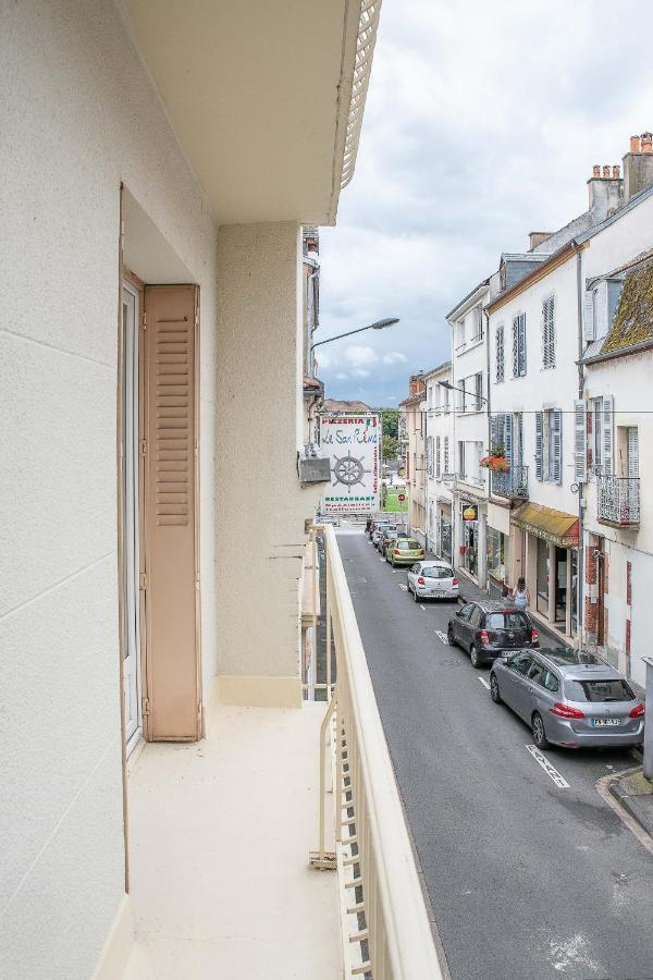 Le Dejoux - Appartement Avec Terrasse En Centre Ville Виши Экстерьер фото