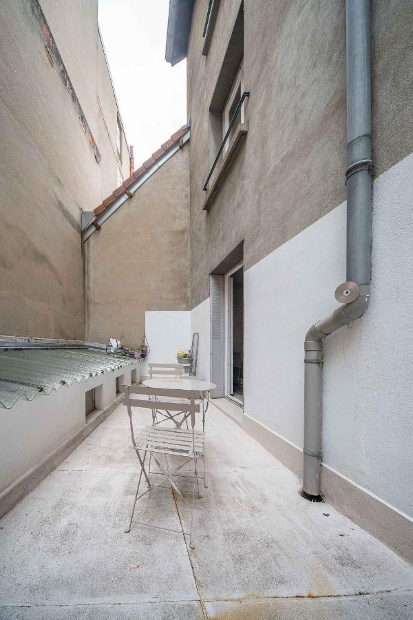 Le Dejoux - Appartement Avec Terrasse En Centre Ville Виши Экстерьер фото