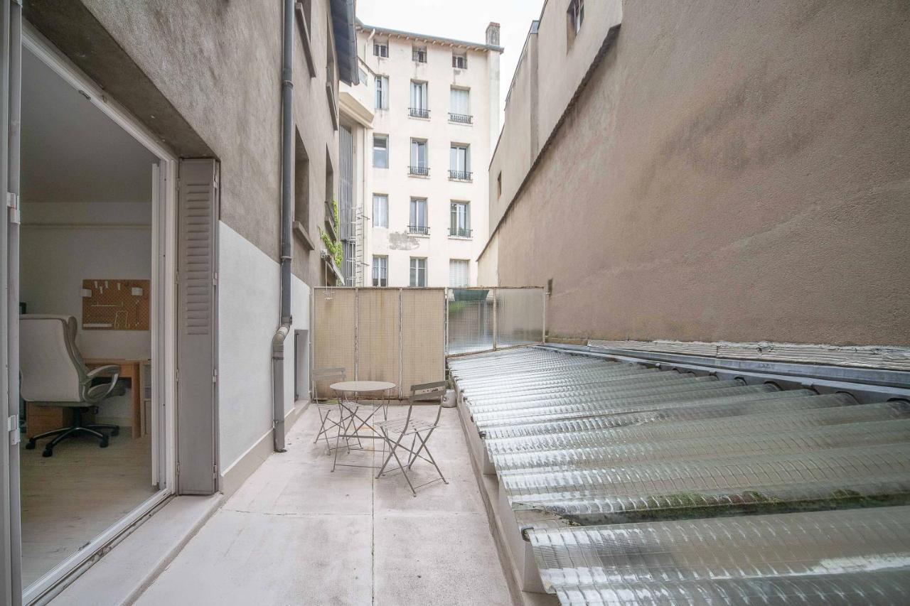 Le Dejoux - Appartement Avec Terrasse En Centre Ville Виши Экстерьер фото